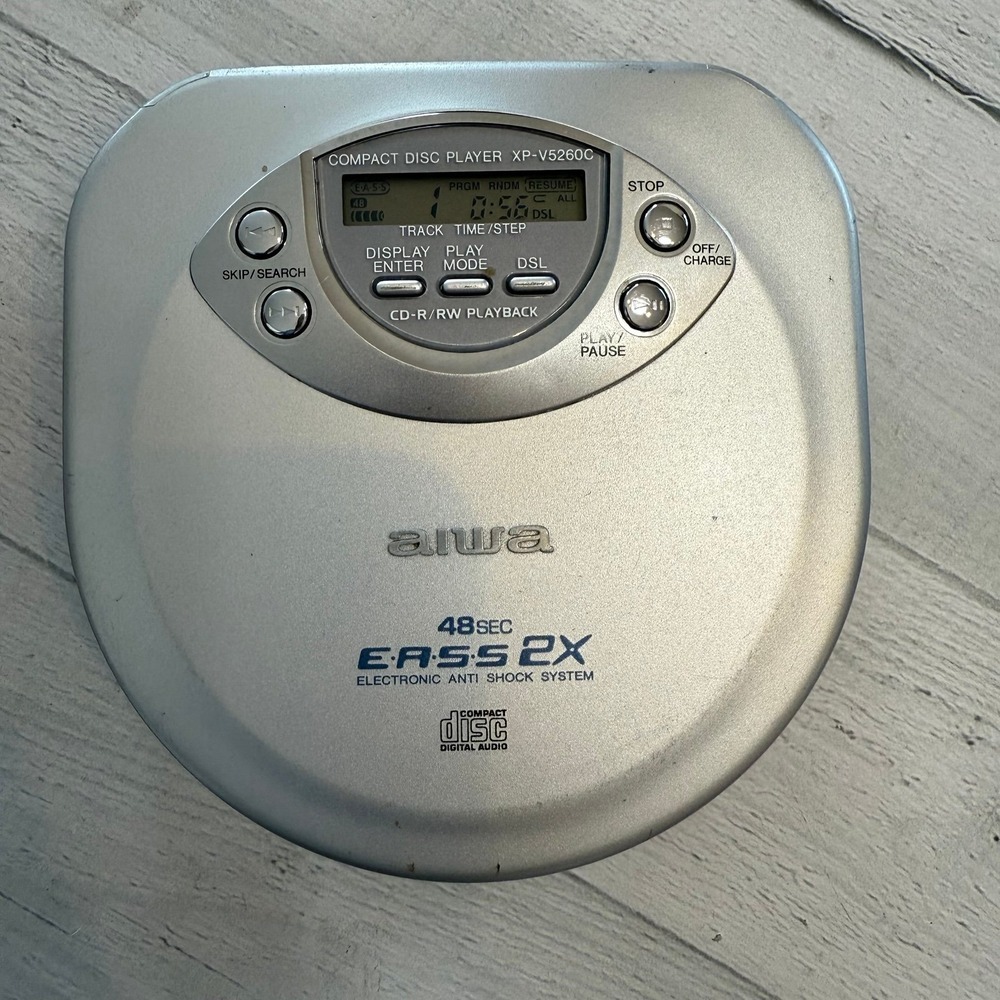 Aiwa compact‎ disc player Model No. XP-V5260C